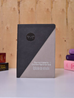 BIBLIA 085 RVC DE ESTUDIO COLOR GRIS NEGRO