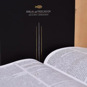 BIBLIA DEL PESCADOR NEGRO EDICION LIDERAZGO
